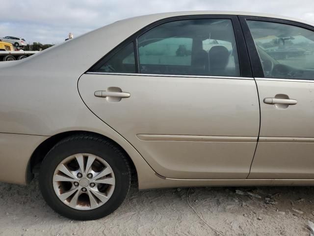 2005 Toyota Camry LE