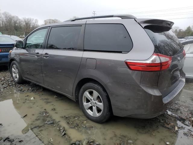 2015 Toyota Sienna LE