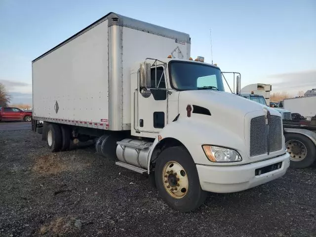 2017 Kenworth Construction T270