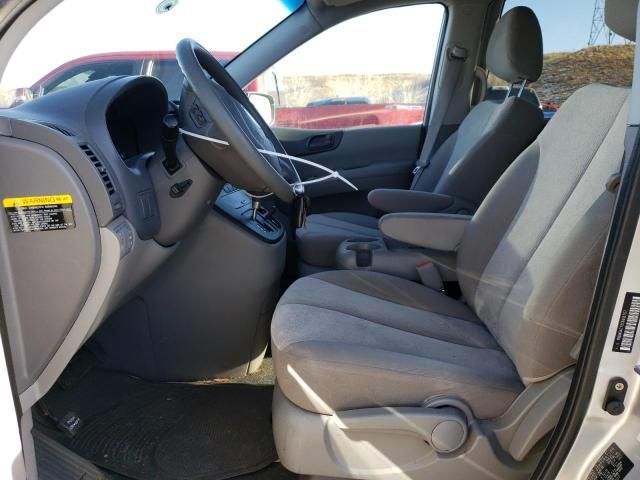 2012 KIA Sedona LX