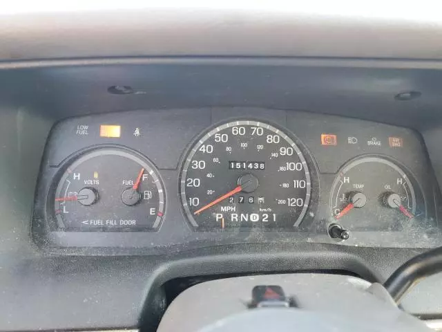 2000 Ford Crown Victoria LX