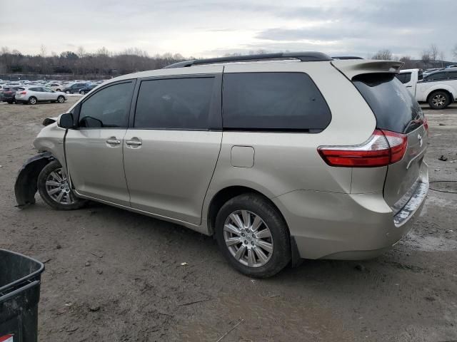 2017 Toyota Sienna XLE