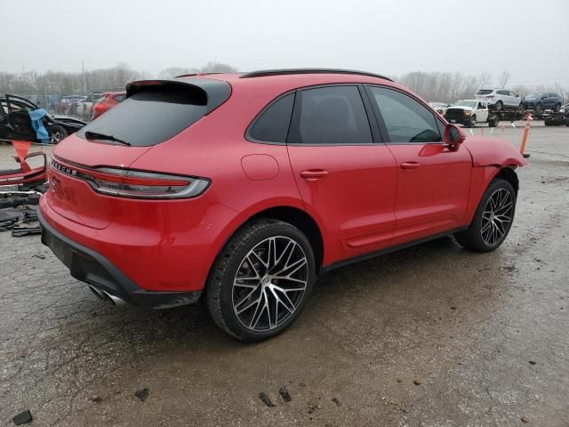 2023 Porsche Macan Base