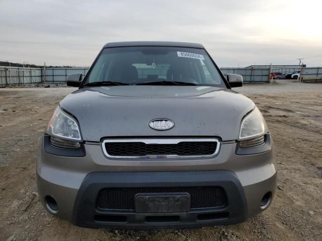 2011 KIA Soul +