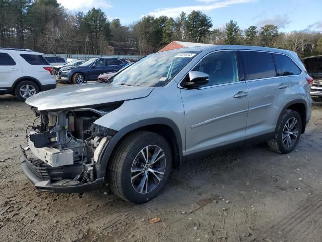 2019 Toyota Highlander LE