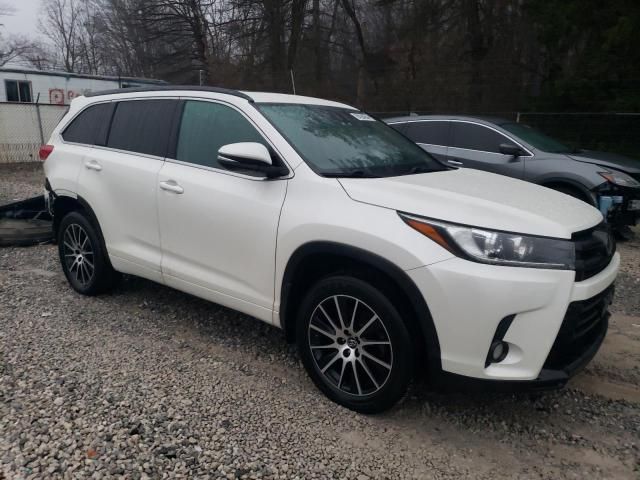 2018 Toyota Highlander SE