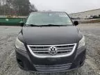 2010 Volkswagen Routan SE