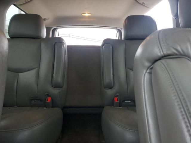 2004 Chevrolet Suburban K1500