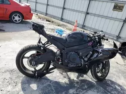 Suzuki gsxr600 Vehiculos salvage en venta: 2011 Suzuki GSX-R600