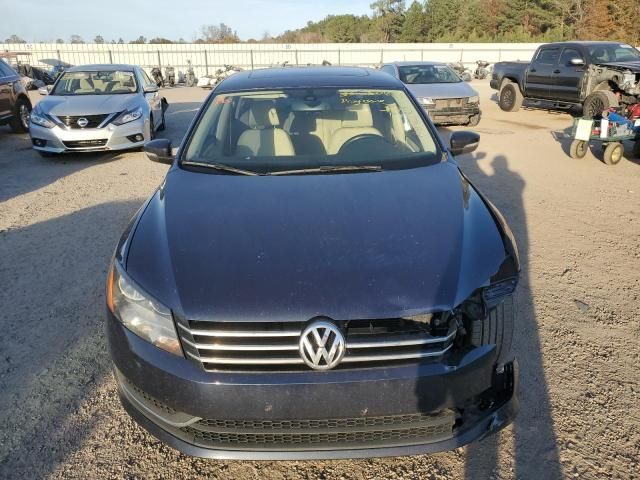 2013 Volkswagen Passat SE