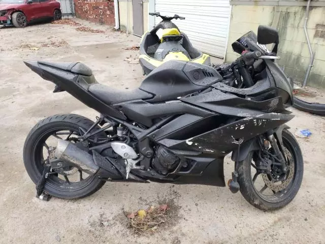 2024 Yamaha YZFR3 A