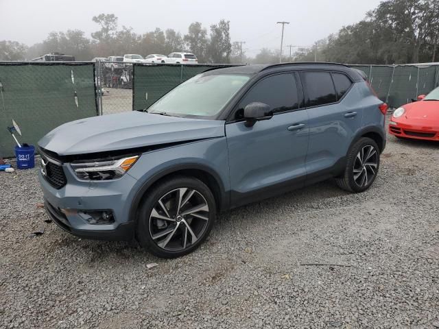 2021 Volvo XC40 T5 R-Design