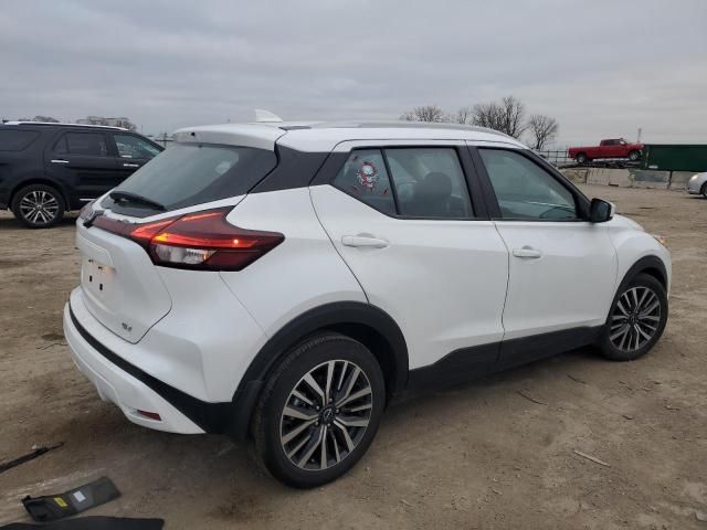 2022 Nissan Kicks SV