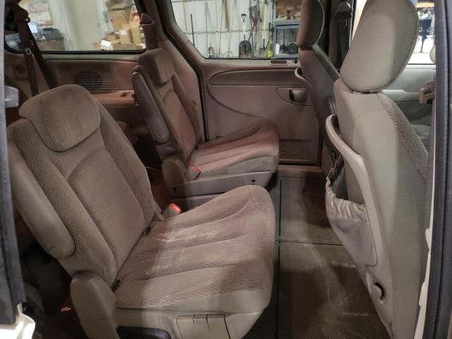 2005 Chrysler Town & Country Touring