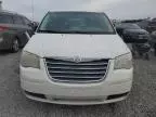 2010 Chrysler Town & Country LX