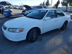 Salvage cars for sale at auction: 2000 Toyota Camry CE