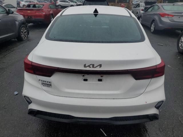 2024 KIA Forte LX