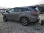 2014 Toyota Highlander LE