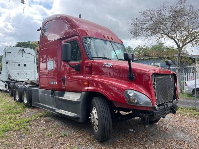 2015 Freightliner Cascadia 125