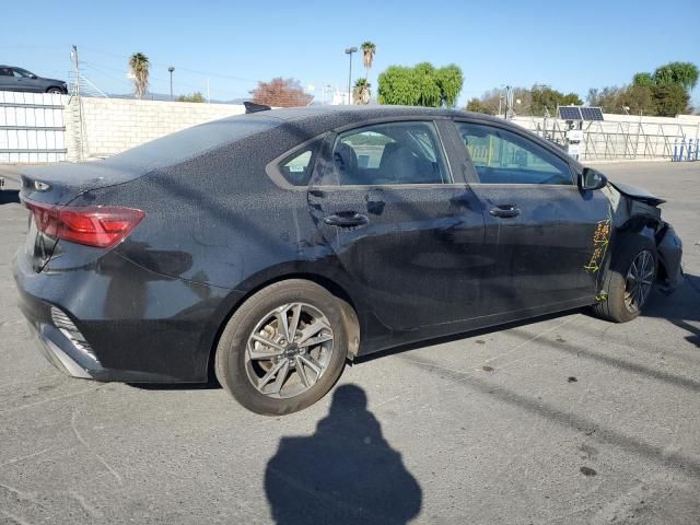 2023 KIA Forte LX