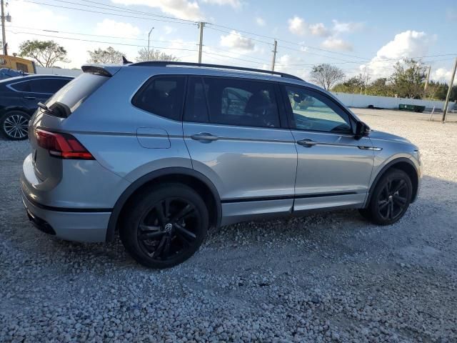 2023 Volkswagen Tiguan SE R-LINE Black