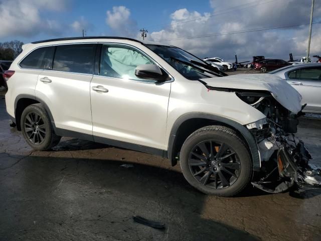 2019 Toyota Highlander SE