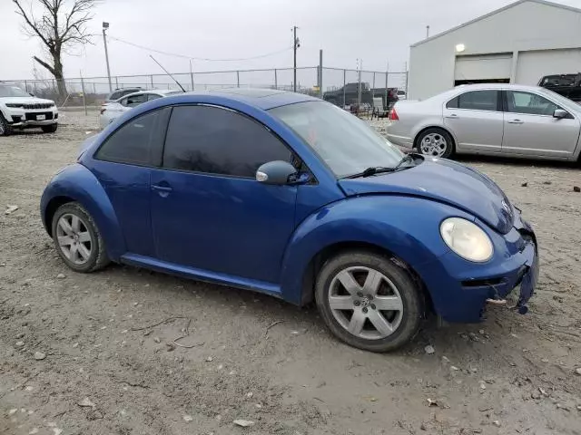 2007 Volkswagen New Beetle 2.5L Option Package 1