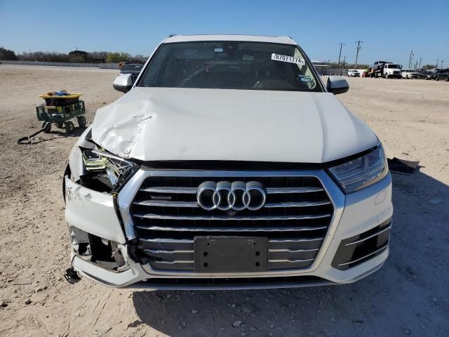 2019 Audi Q7 Premium Plus