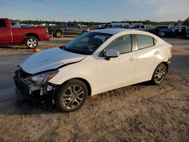 2019 Toyota Yaris L