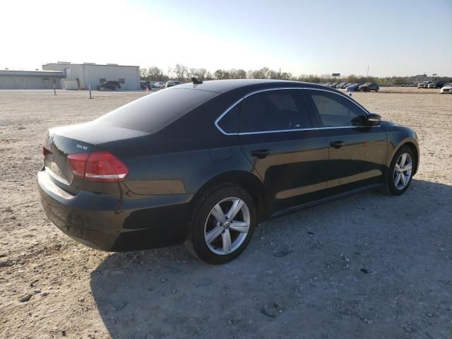 2013 Volkswagen Passat SE