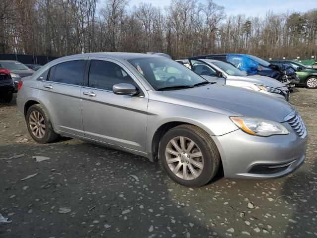 2013 Chrysler 200 Touring