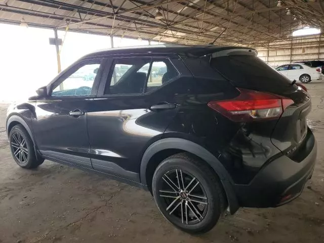 2019 Nissan Kicks S