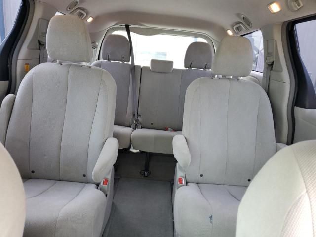 2013 Toyota Sienna