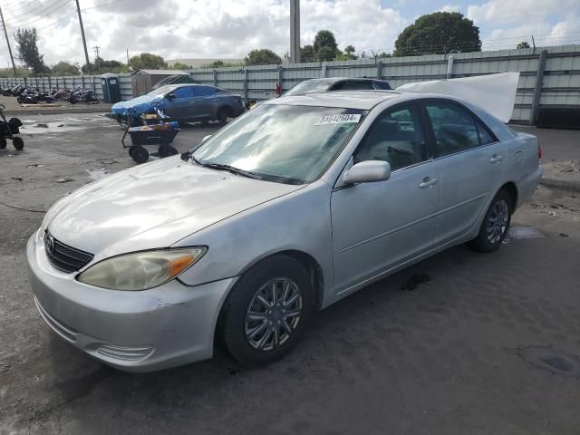 2004 Toyota Camry LE