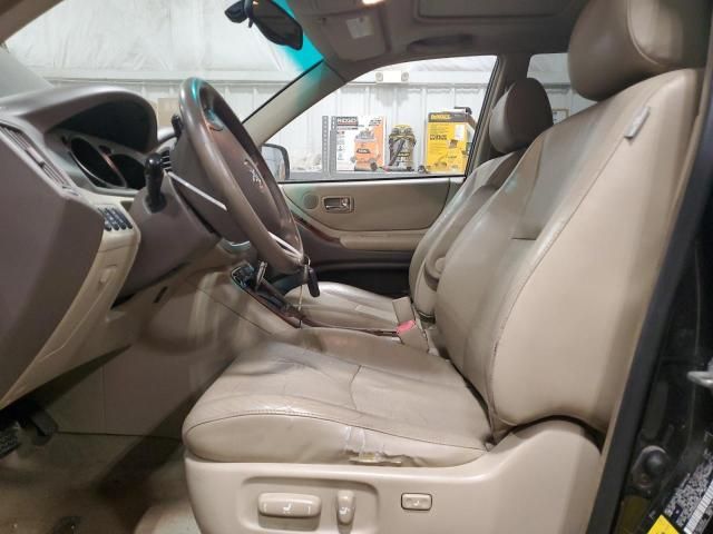 2004 Toyota Highlander Base