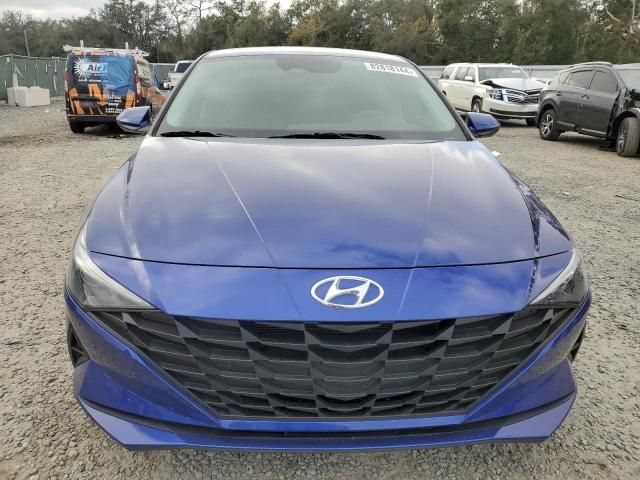 2021 Hyundai Elantra SE