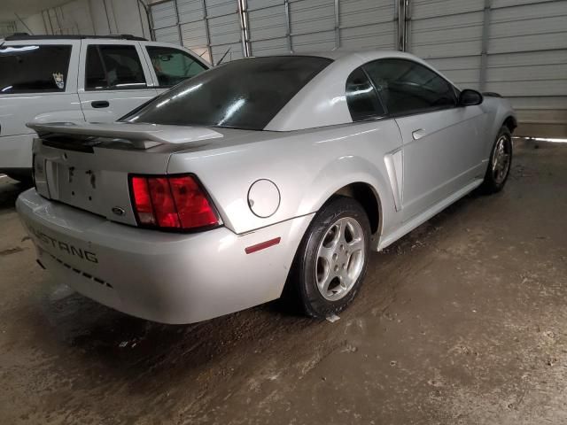 2004 Ford Mustang