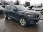 2021 Volvo XC40 T5 Momentum