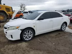 2011 Toyota Camry Hybrid en venta en San Martin, CA