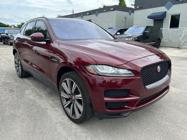 2017 Jaguar F-PACE Prestige