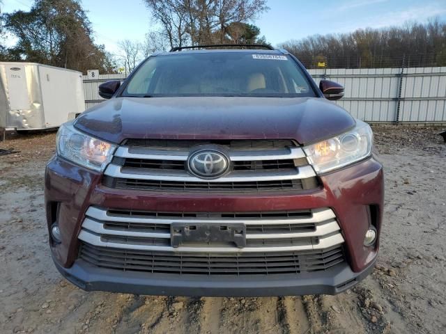 2017 Toyota Highlander SE