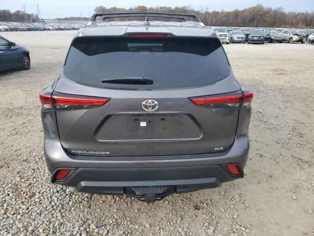 2022 Toyota Highlander XLE