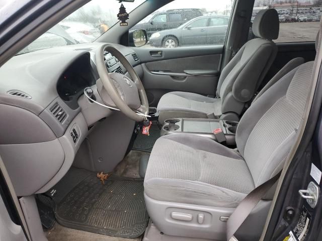 2006 Toyota Sienna CE