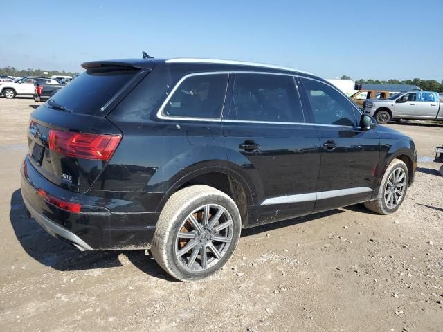 2018 Audi Q7 Premium Plus