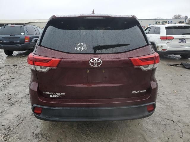 2018 Toyota Highlander SE