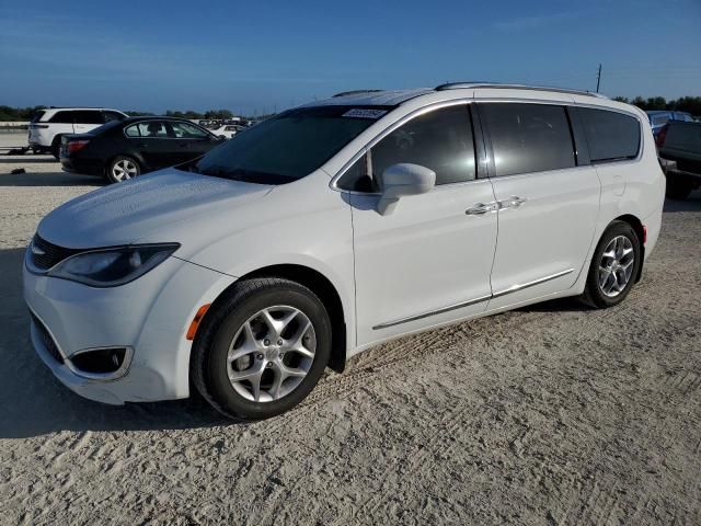 2017 Chrysler Pacifica Touring L Plus