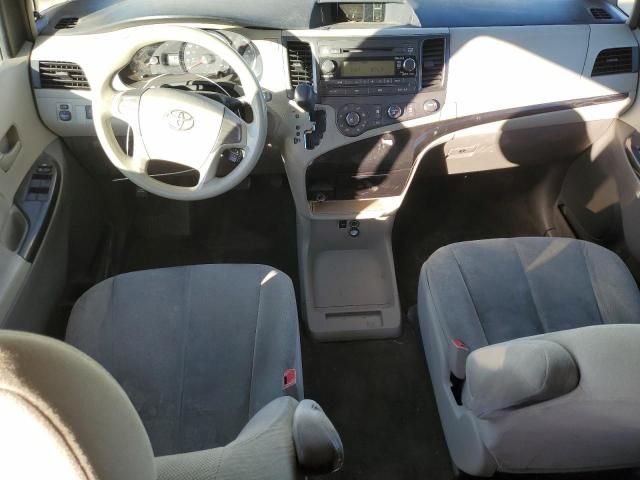 2013 Toyota Sienna