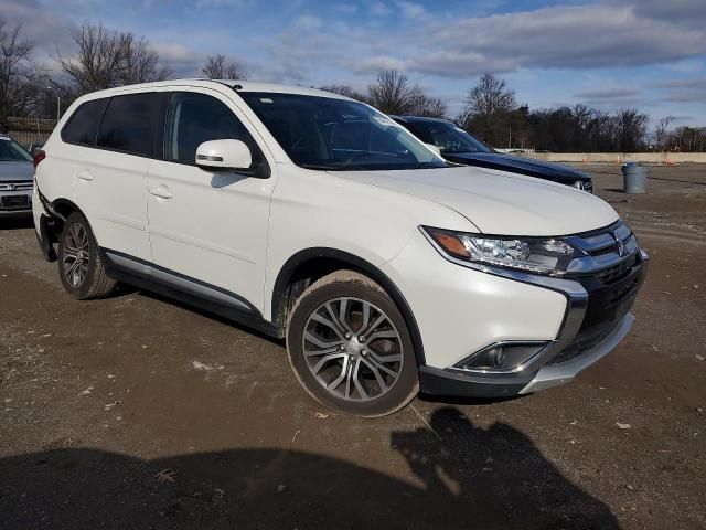 2016 Mitsubishi Outlander SE