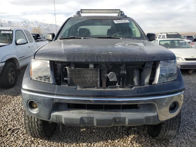 2005 Nissan Frontier Crew Cab LE