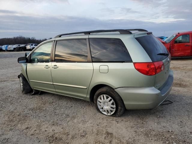 2010 Toyota Sienna CE